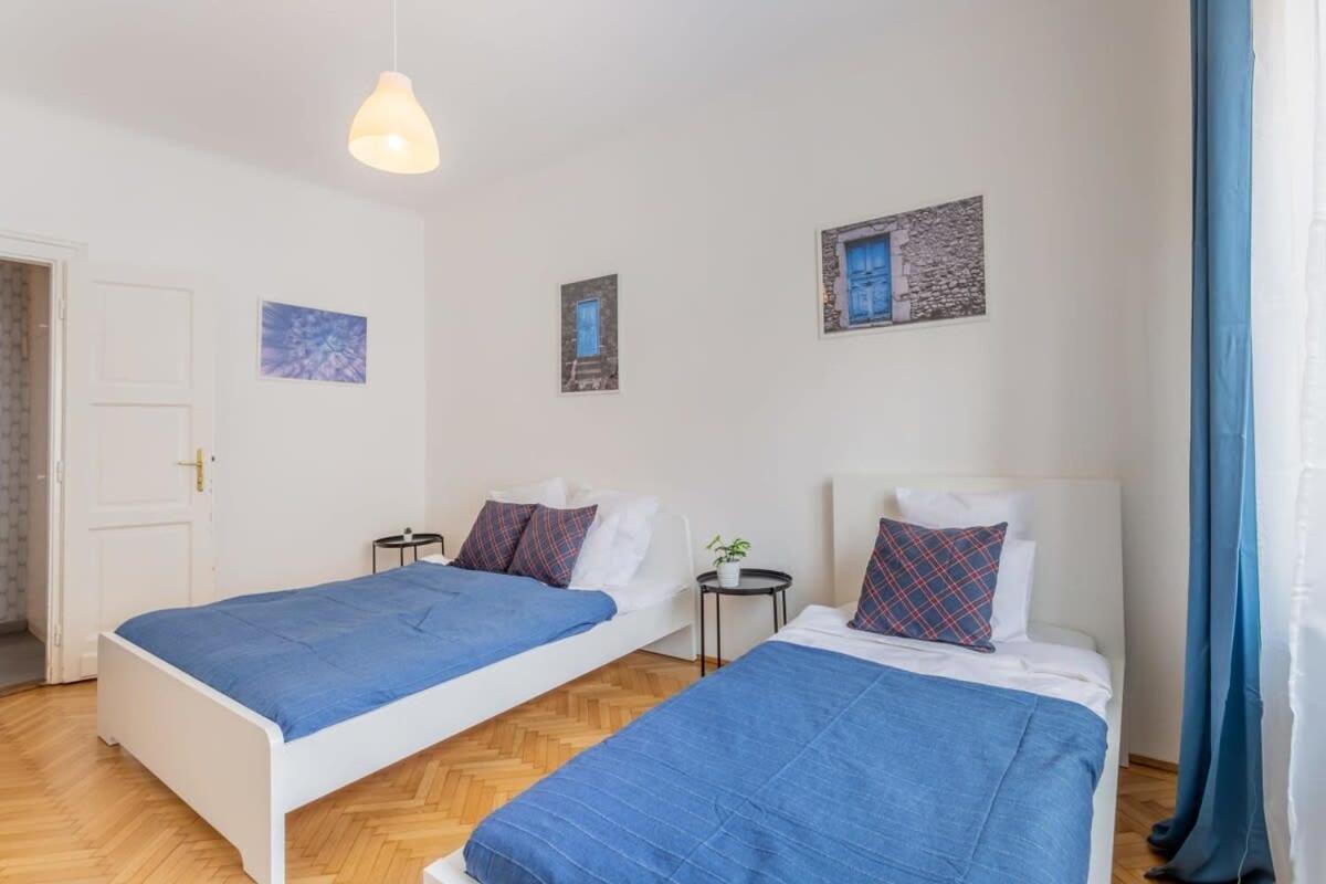 Home Away From Home In The Center Budapesta Exterior foto