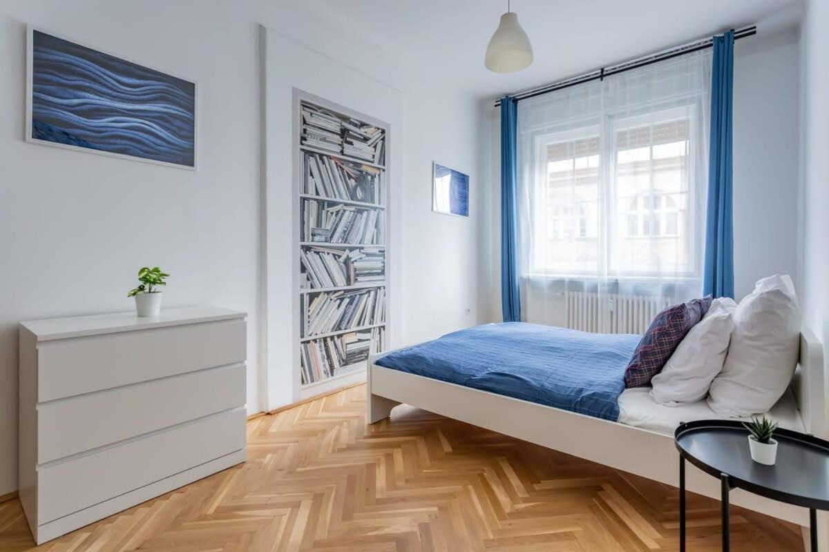 Home Away From Home In The Center Budapesta Exterior foto